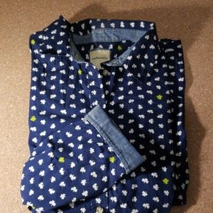 Shamrock button down
